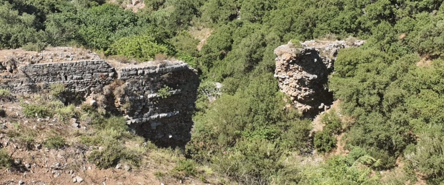 ΓΕΦΥΡΑ ΣΤΟ ΚΑΛΟ ΧΩΡΙΟ (ΡΩΜΑΪΚΗ)