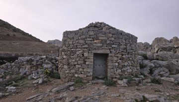 ΜΙΤΑΤΟ ΣΤΟΝ ΑΧΕΝΤΡΙΑ