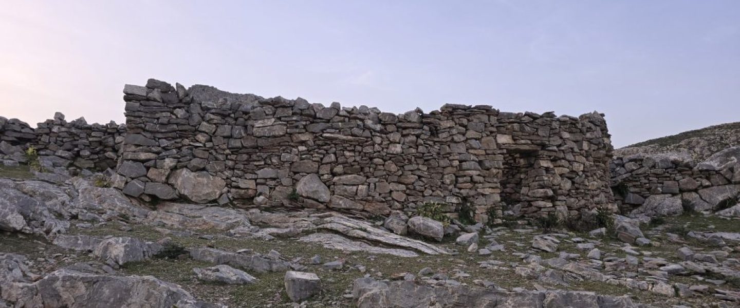 ΜΙΤΑΤΟ ΣΤΟΝ ΑΧΕΝΤΡΙΑ Β'