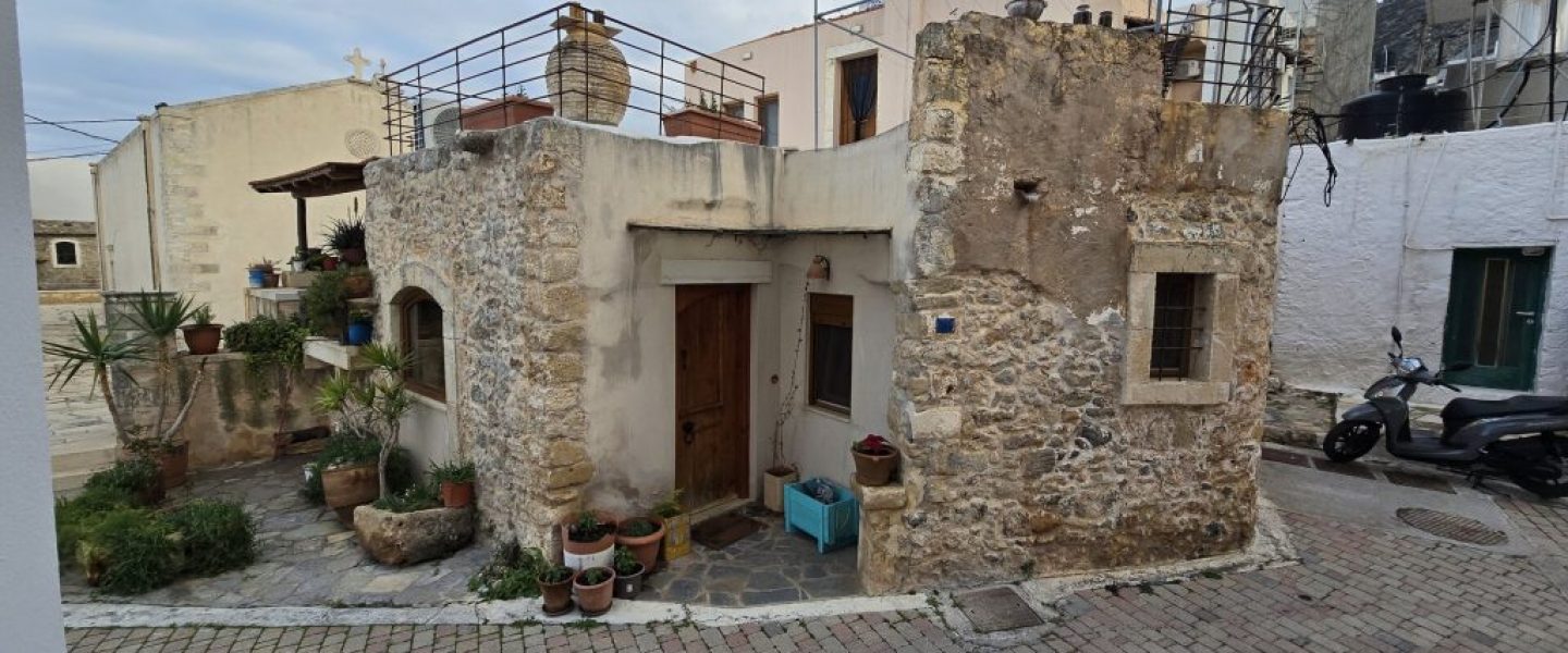 ΑΓΡΟΤΟΣΠΙΤΟ ΣΤΟ ΚΟΥΤΟΥΛΟΥΦΑΡΙ