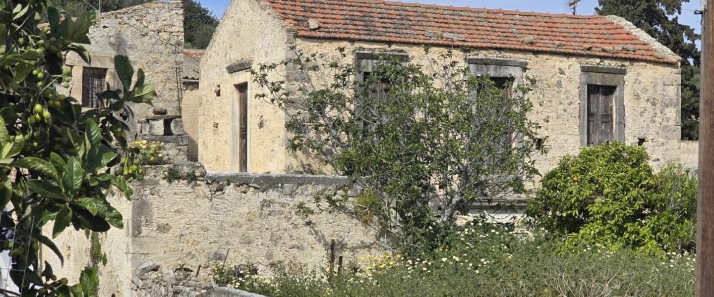 ΑΓΡΟΤΟΣΠΙΤΟ ΣΤΟ ΡΟΥΦΑ