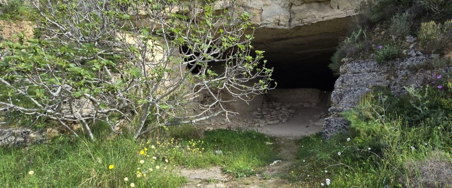ΛΑΤΟΜΕΙΟ ΣΤΟ ΡΟΥΦΑ