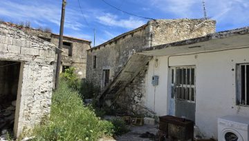 ΑΓΡΟΤΟΣΠΙΤΟ ΣΤΟΝ ΑΧΕΝΤΡΙΑ Β'