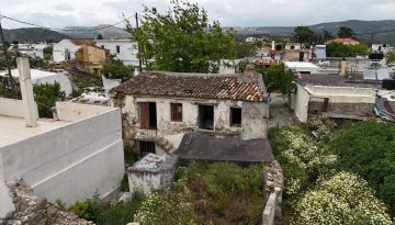 ΑΓΡΟΤΟΣΠΙΤΟ ΣΤΟ ΙΝΙ Α'