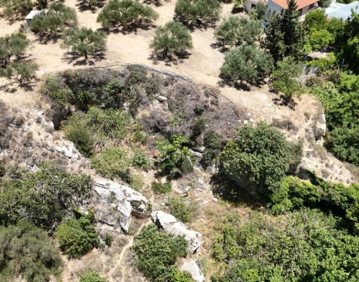 ΛΑΤΟΜΕΙΟ ΣΤΑ ΣΠΗΛΙΑ ΚΝΩΣΣΟΥ