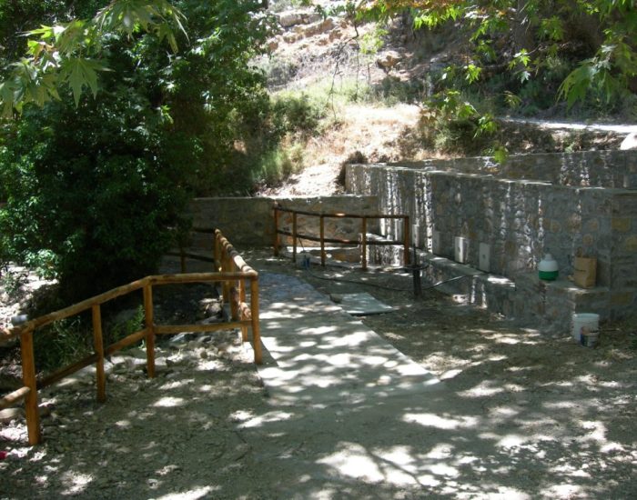 ΠΗΓΗ ΣΤΟ ΚΕΦΑΛΟΒΡΥΣΙ