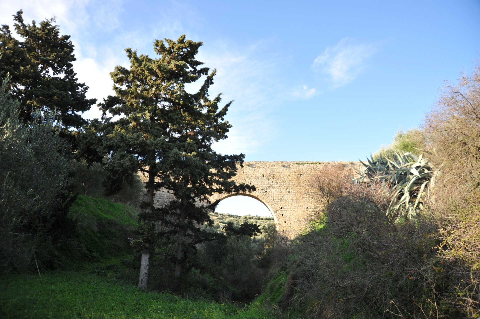ΓΕΦΥΡΑ ΣΤΑ ΣΠΗΛΙΑ A'