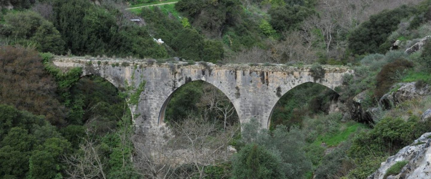 ΓΕΦΥΡΑ ΣΤΟ ΚΑΡΥΔΑΚΙ